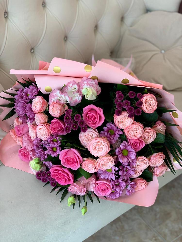 Букет цветов из: Хризантемы, Розы и Лизиантусы в Глинково