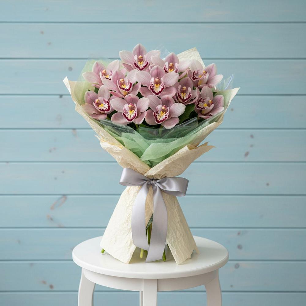 Букет цветов из: Орхидеи и Розы в Глинково