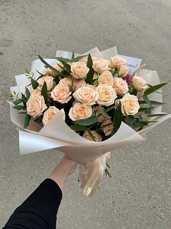 Букет Кремовые розы Латте в Глинково